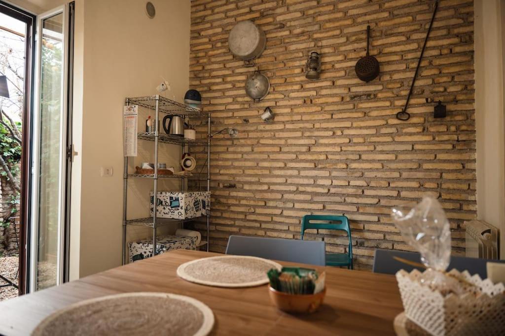 Two-Room Apt. Under The Aqueduct'S Arch In Pigneto Rom Exterior foto